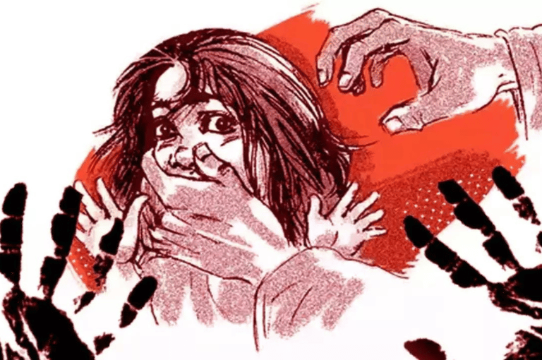 शाळकरी मुलीवर गँगरेप