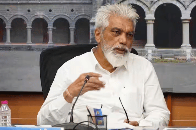 पालकमंत्री दादा भुसे