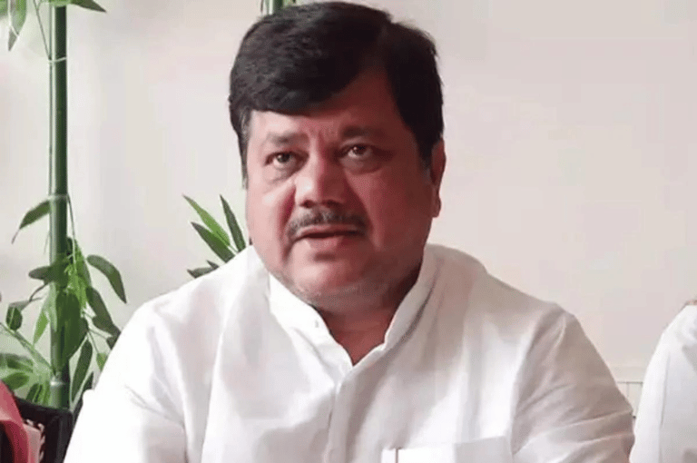 प्रवीण दरेकर