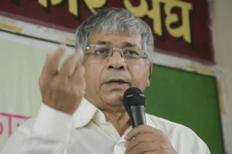प्रकाश आंबेडकर