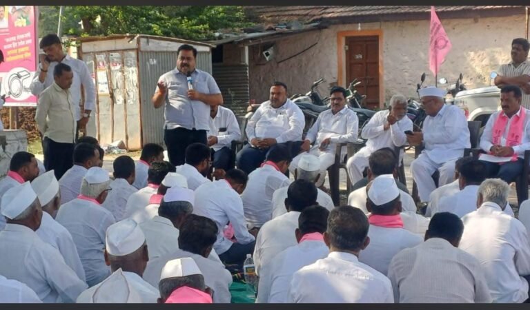 लोकनेते अजितदादा सोमेश्वर विकास पॅनलच्या गावभेट दौऱ्यात जोरदार शक्तिप्रदर्शन;